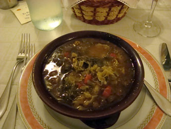Uitzonderlijk gerecht in het restaurant Bucca della Fate in Pienza: Zuppa di Pane
