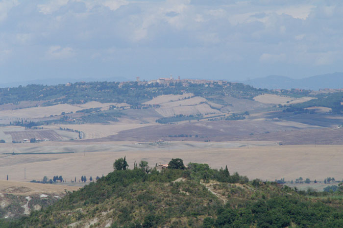 Pienza ligt op 21 kilometer van Contignano, maar is bij helder weer goed te zien vanuit Contignano