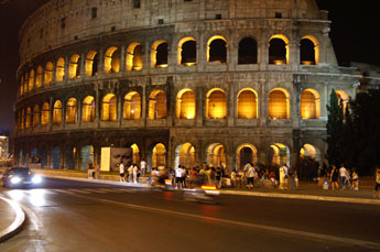 Rome: Colosseum in het donker